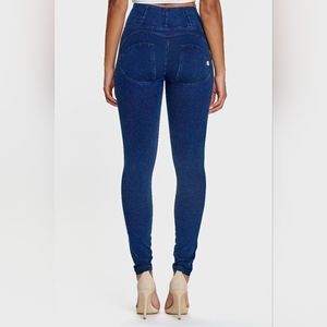Small Freddy Jeans.High Waist Full Length WR.UP Denim.Dark Blue+Blue Stitching